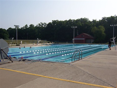 uc-pool-003.jpg
